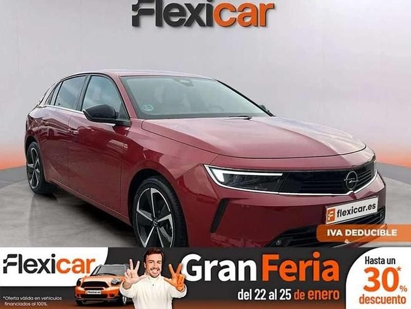 Burdeos Usado 2023 Opel Astra Elegance Utilitario | 16.490 € (Super precio) - Imagen 1/4
