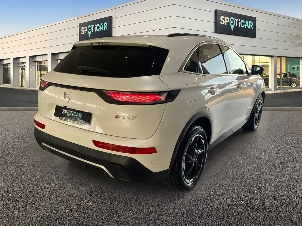 Usado DS Automobiles DS7 Crossback Performance 130 CV (95 kW) 2021 Gris SUV