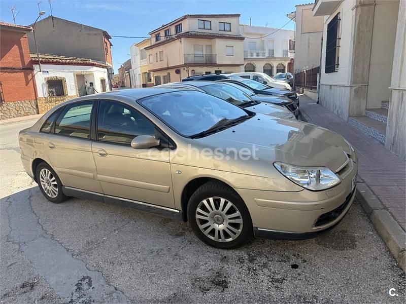 Usado Citroën C5 VTR Sport 138 CV (101 kW) 2005 Beige Berlina