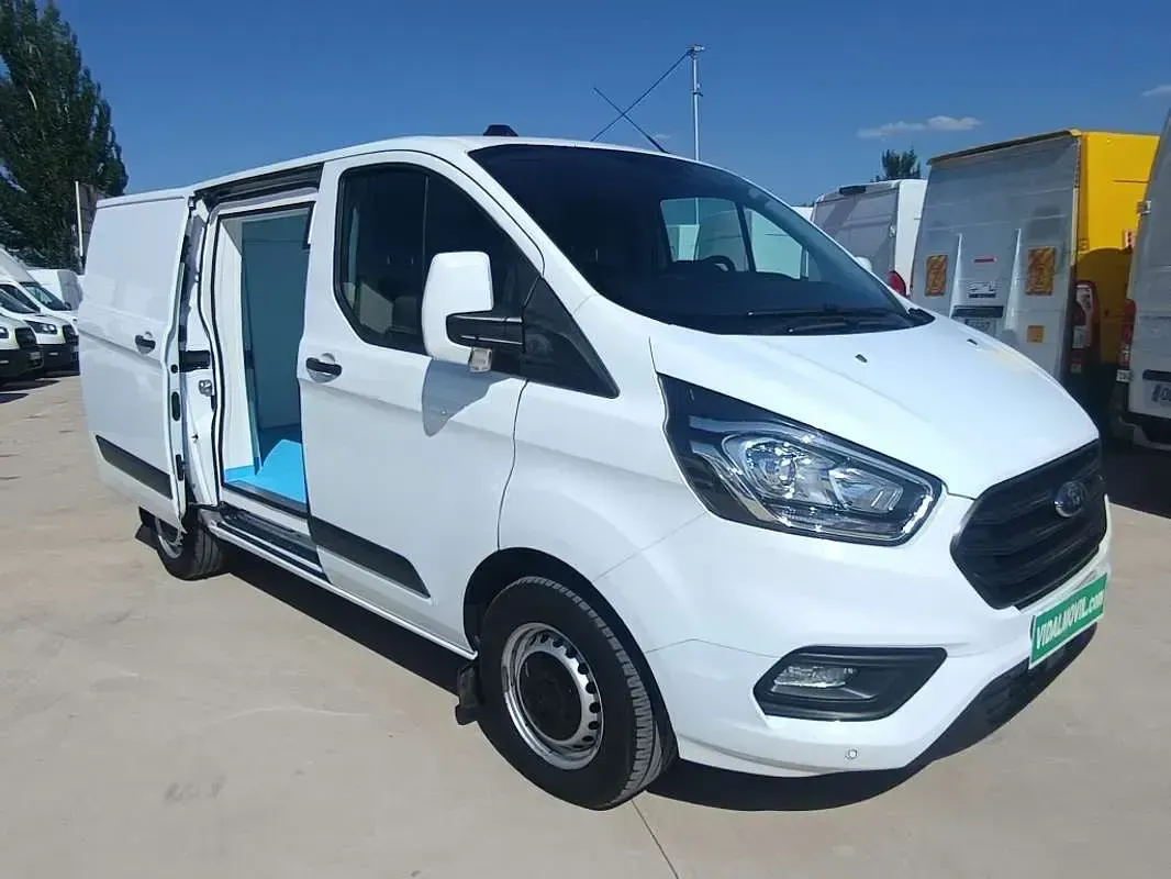 Usado Ford Transit Custom Trend 131 CV (96 kW) 2022 Blanco Van