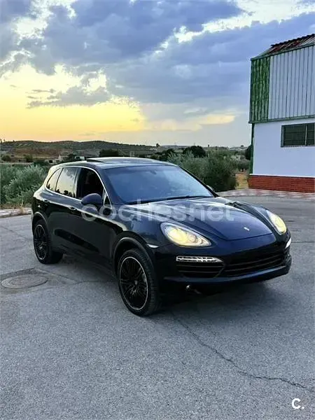 Usado Porsche Cayenne Platinum Edition 245 CV (180 kW) 2013 Negro SUV