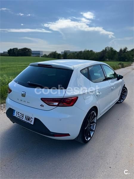 Usado Seat Leon FR 140 CV (102 kW) 2014 Blanco Berlina