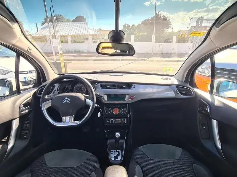 Usado Citroën C3 Exclusive 120 CV (88 kW) 2010 Blanco Berlina