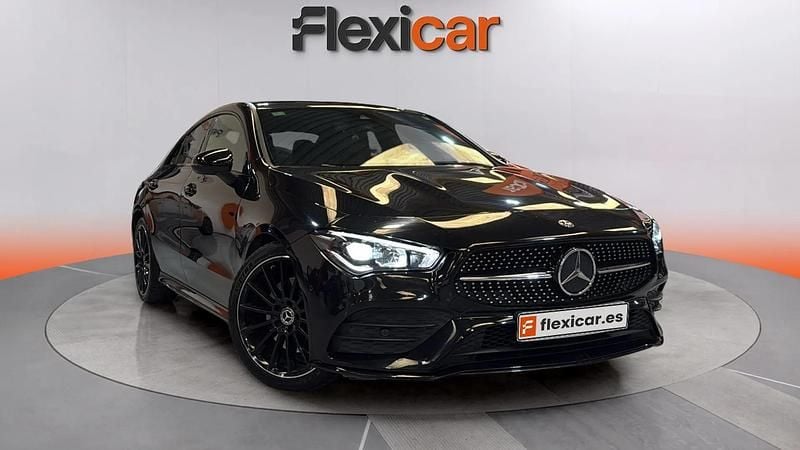 Usado Mercedes CLA200 156 CV (114 kW) 2019 Negro Coupe