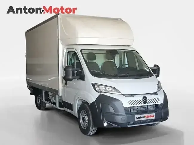 Nuevo Citroën Jumper 140 CV (102 kW) 2026 Blanco Monovolumen