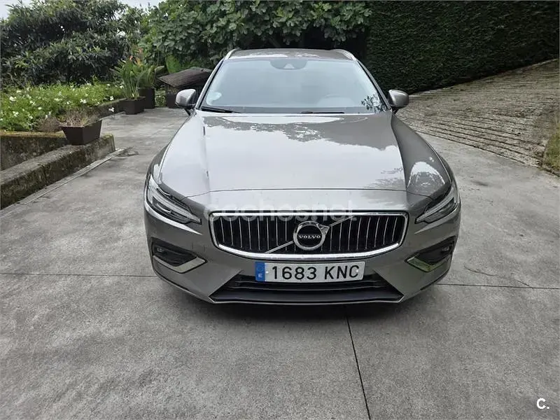 Usado Volvo V60 Inscription 190 CV (139 kW) 2018 Gris / plata Familiar