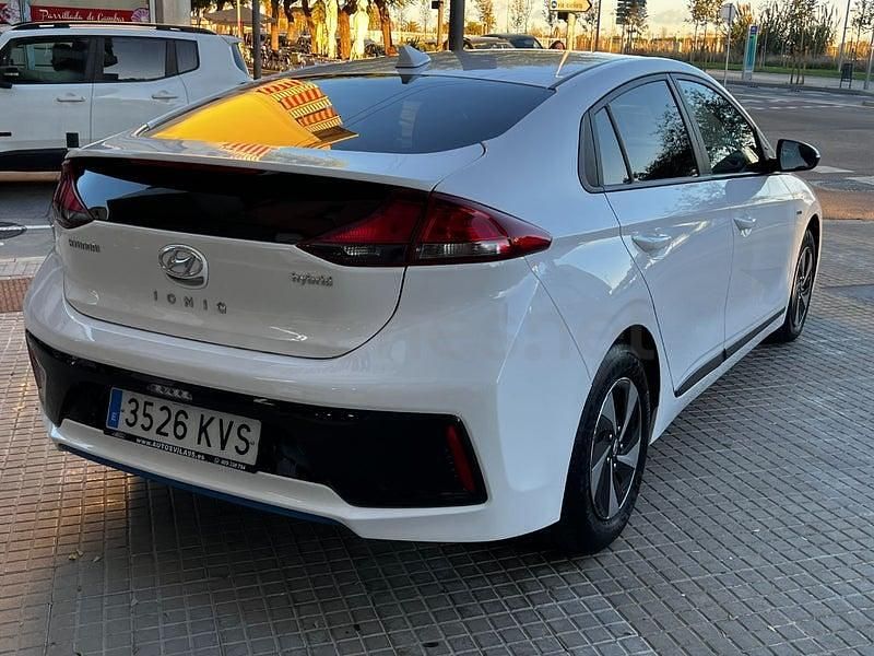 Usado Hyundai Ioniq Style 141 CV (103 kW) 2019 Blanco Utilitario