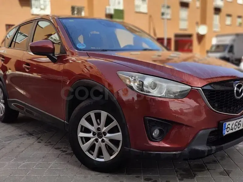 Usado Mazda CX-5 Luxury 150 CV (110 kW) 2014 Granate SUV