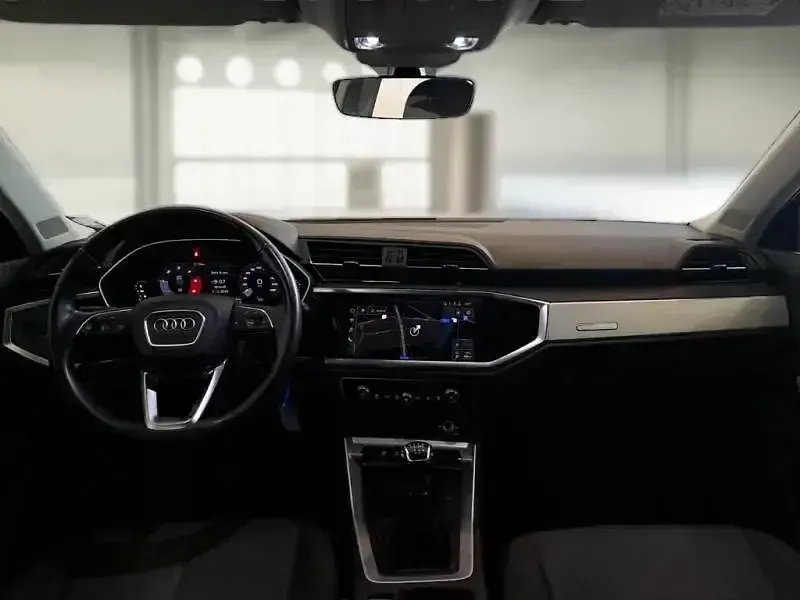 Usado Audi Q3 Advanced Plus 150 CV (110 kW) 2021 Gris SUV