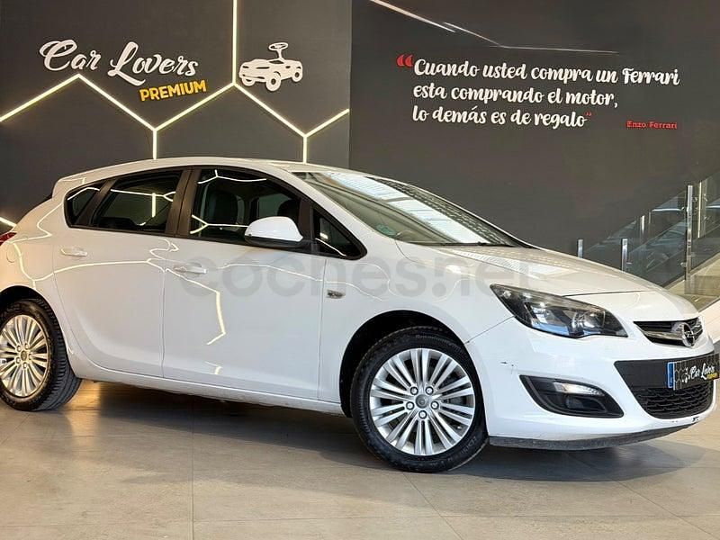 Usado Opel Astra Excellence 110 CV (80 kW) 2015 Blanco Berlina