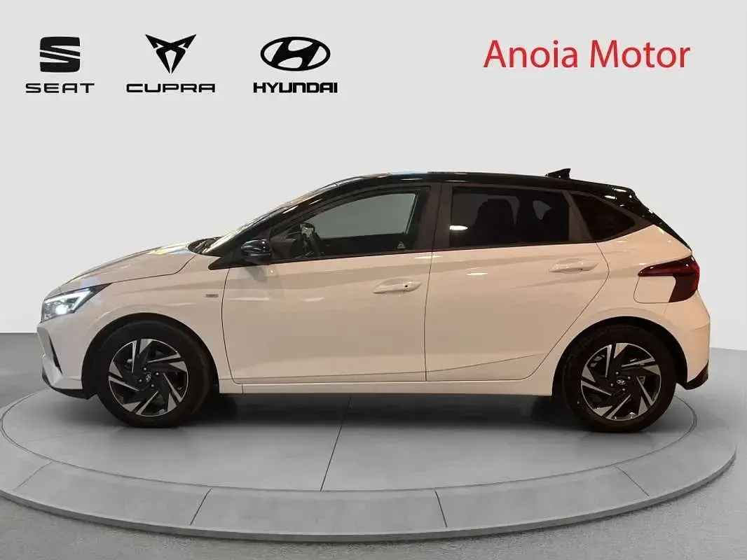 Usado Hyundai i20 101 CV (74 kW) 2023 Blanco Utilitario
