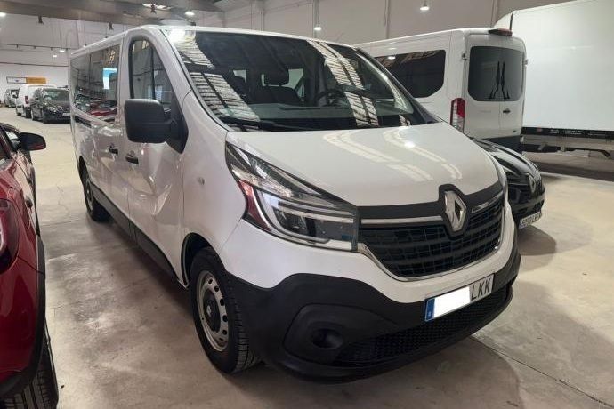 Usado Renault Trafic 120 CV (88 kW) 2020 Blanco Monovolumen