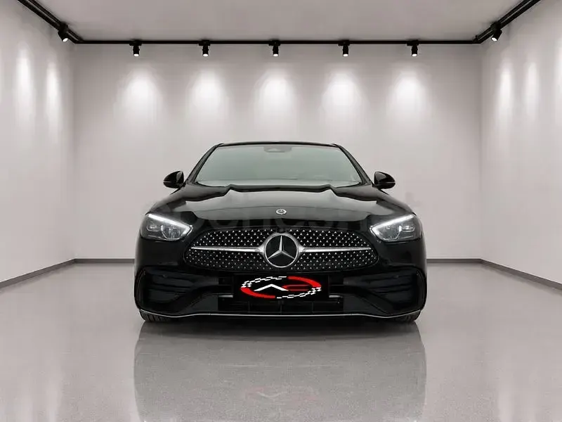 Usado Mercedes C220 200 CV (147 kW) 2023 Negro Berlina