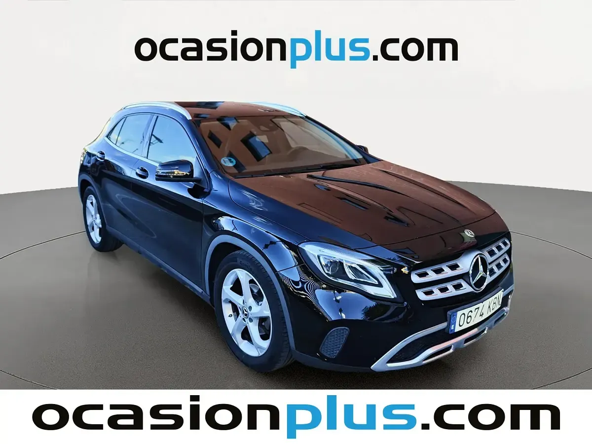 Używany Mercedes GLA200 156 KM (114 kW) 2017 Czarny SUV