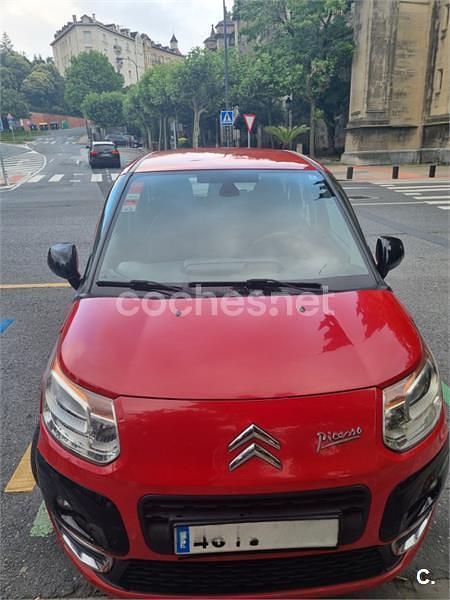 Rojo Usado 2012 Citroën C3 Picasso Seduction Monovolumen | 4995 € (Super precio) - Imagen 1/4