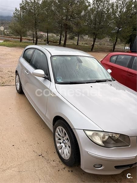 Usado BMW 116 122 CV (89 kW) 2009 Gris / plata Utilitario