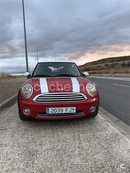 Usado Mini Cooper 120 CV (88 kW) 2006 Rojo Utilitario