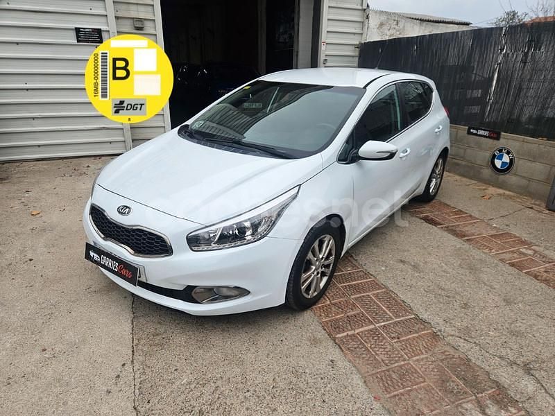 Usado Kia Ceed GT 90 CV (66 kW) 2012 Blanco Berlina