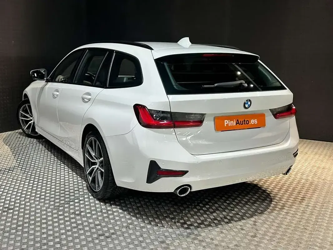 Usado BMW 320 189 CV (139 kW) 2021 Blanco Familiar
