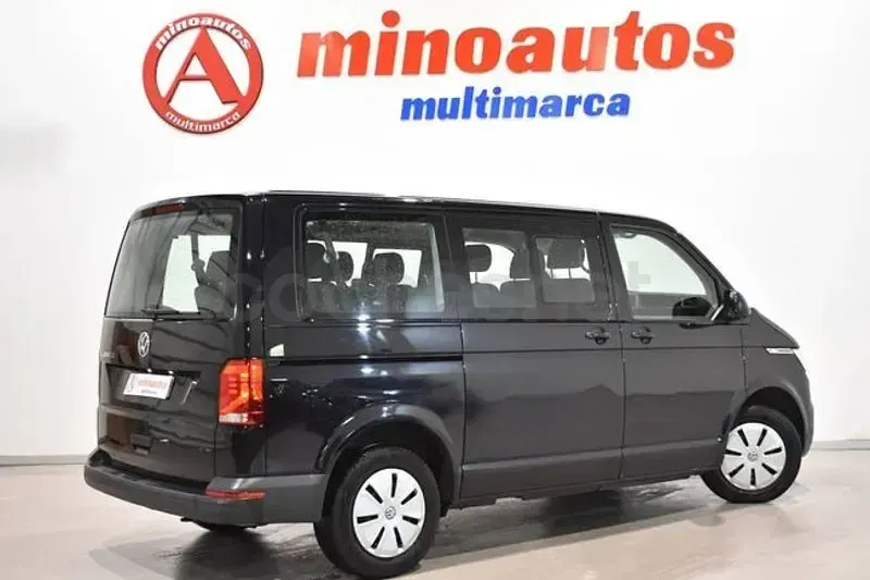 Usado VW Caravelle 150 CV (110 kW) 2023 Negro Van