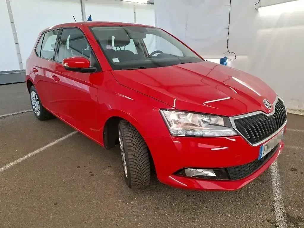 Usado Skoda Fabia Ambition 110 CV (80 kW) 2020 Rojo Utilitario