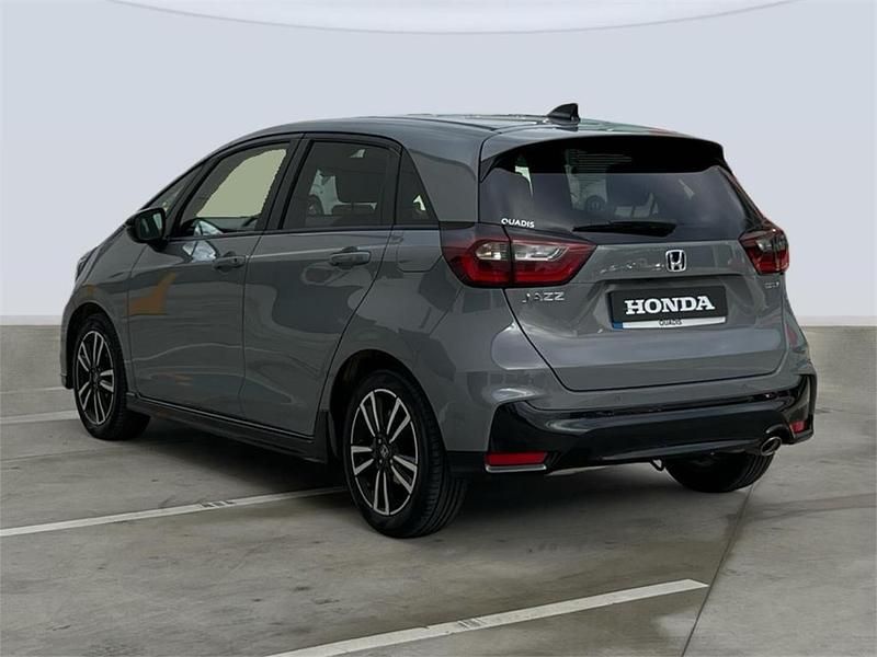 Usado Honda Jazz Sport 122 CV (89 kW) 2024 Gris / plata Utilitario