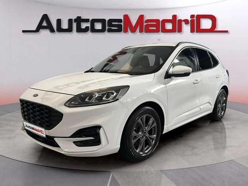 Usado Ford Kuga ST-Line 150 CV (110 kW) 2022 Blanco SUV