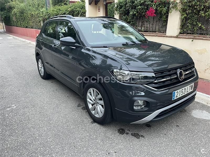 Usado VW T-Cross Advance 110 CV (80 kW) 2021 Gris / plata SUV