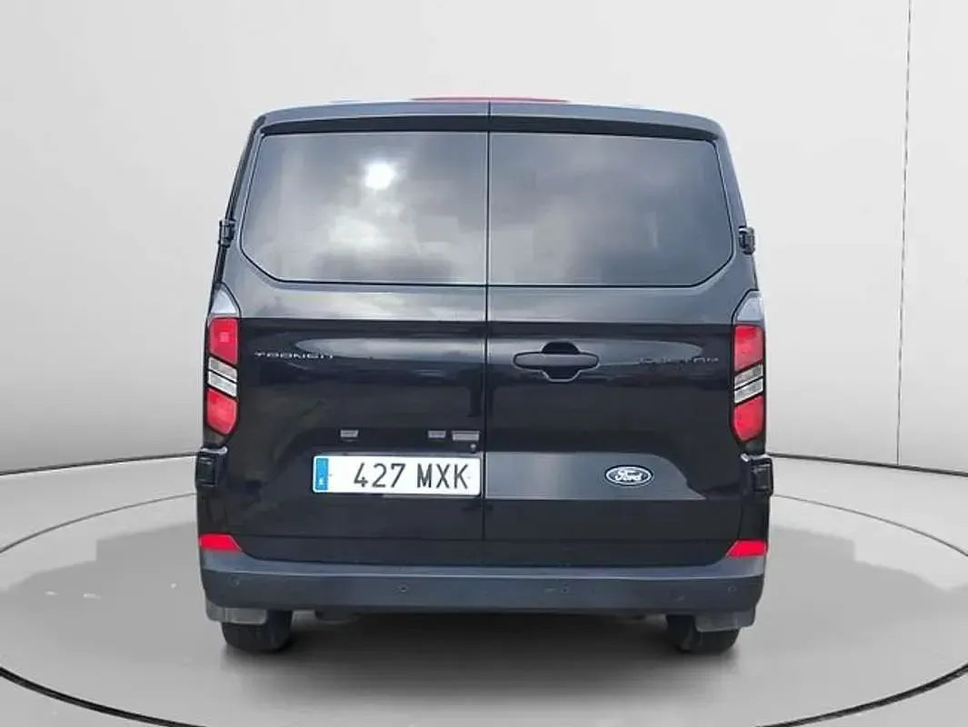 Usado Ford Transit Custom 171 CV (125 kW) 2025 Negro Van