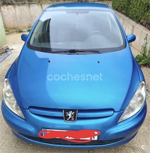 Usado Peugeot 307 90 CV (66 kW) 2003 Azul Berlina