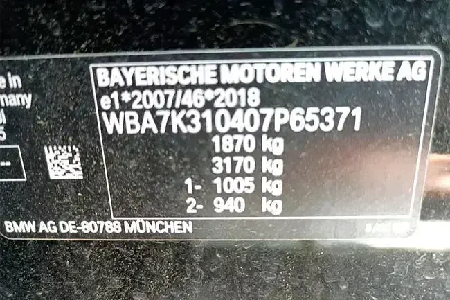 Usado BMW 118 136 CV (100 kW) 2024 Negro Utilitario