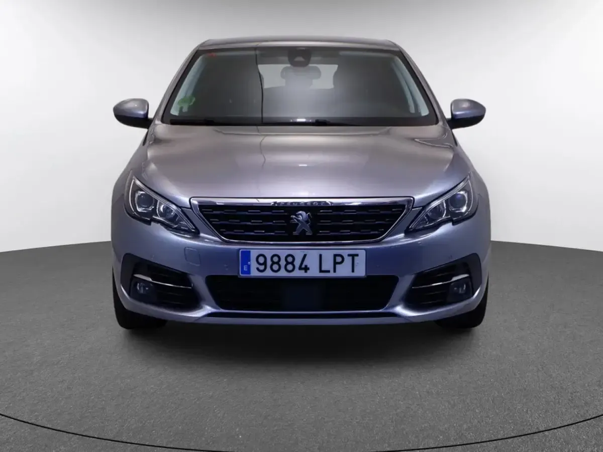 Usado Peugeot 308 Active 130 CV (95 kW) 2021 Gris