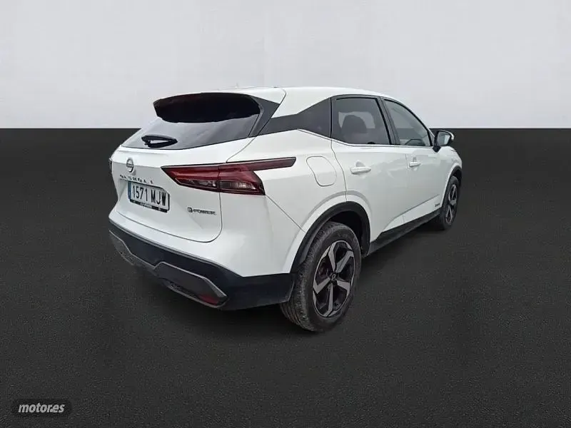 Usado Nissan Qashqai N-Connecta 190 CV (139 kW) 2023 Blanco SUV