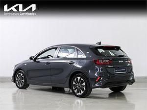 Usado Kia Ceed 101 CV (74 kW) 2025 Gris Utilitario