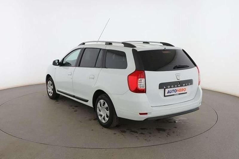 Usado Dacia Logan Lauréate 91 CV (66 kW) 2014 Blanco Berlina