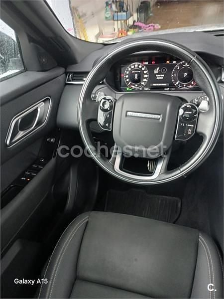 Usado Land Rover Range Rover Velar R-Dynamic 240 CV (176 kW) 2019 Gris / plata SUV