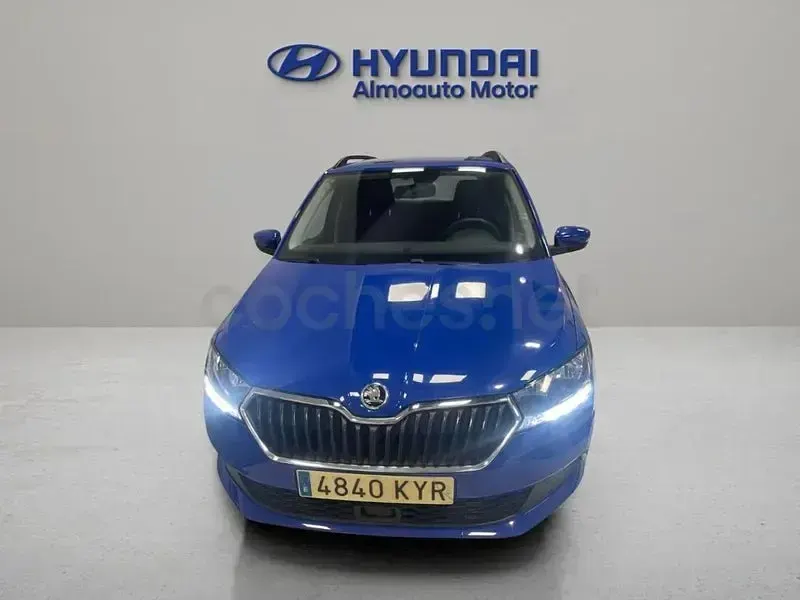 Usado Skoda Fabia 95 CV (69 kW) 2019 Azul Utilitario