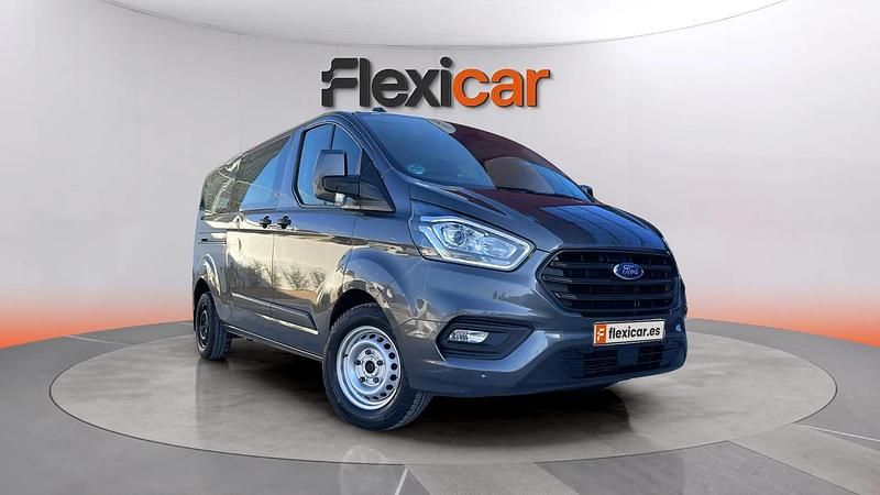 Usado Ford Transit Custom Trend 131 CV (96 kW) 2023 Gris Familiar