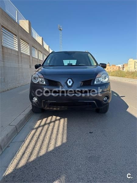 Gris / plata Usado 2011 Renault Koleos Dynamique SUV | 7800 € (Precio justo) - Imagen 1/4
