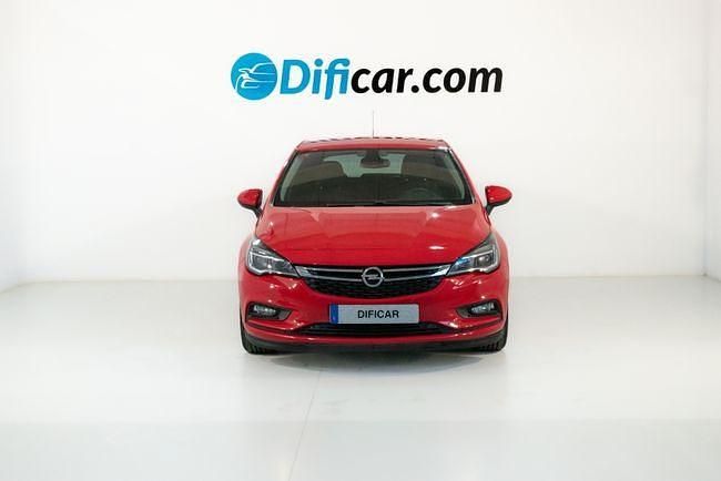 Usado Opel Astra Selective 110 CV (80 kW) 2019 Rojo Berlina