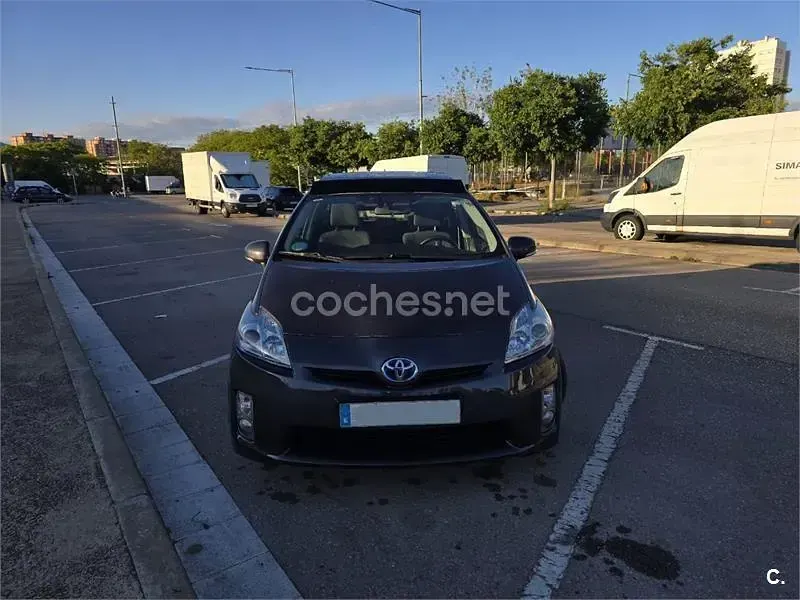 Usado Toyota Prius Executive 136 CV (100 kW) 2010 Gris / plata Utilitario