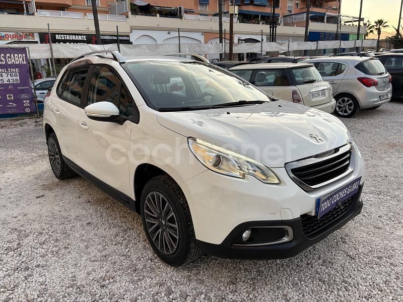 Blanco Usado 2015 Peugeot 2008 Access SUV | 7999 € (Buen precio) - Imagen 1/4
