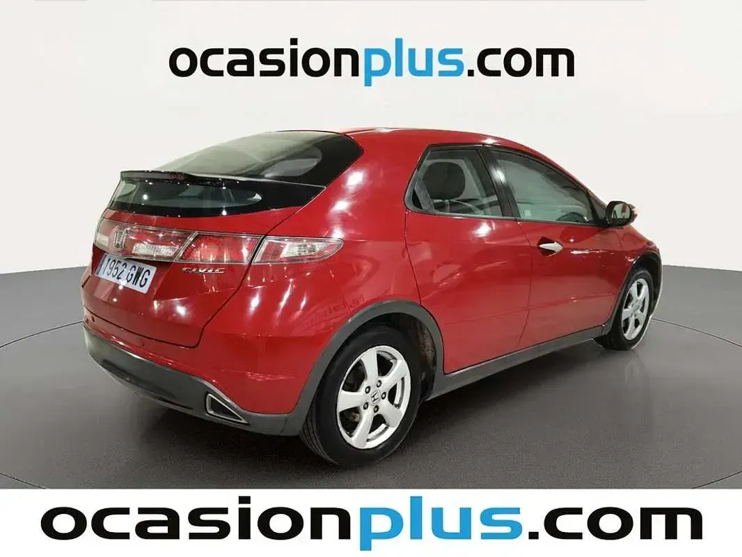 Usado Honda Civic Sport 100 CV (73 kW) 2010 Rojo Utilitario