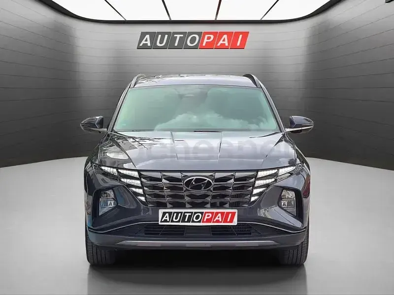 Usado Hyundai Tucson 115 CV (84 kW) 2022 Gris / plata SUV