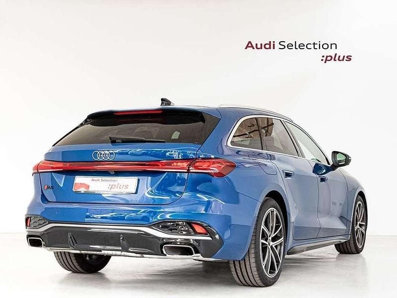 Usado Audi A5 S-Line 204 CV (150 kW) 2025 Azul Familiar