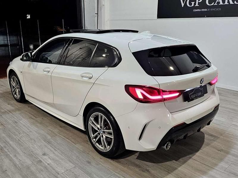 Usado BMW 118 M Sport 136 CV (100 kW) 2022 Blanco Utilitario
