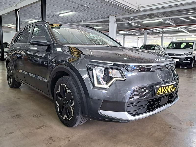 Usado Kia e-Niro 150 kW (204 CV) 2022 Gris SUV