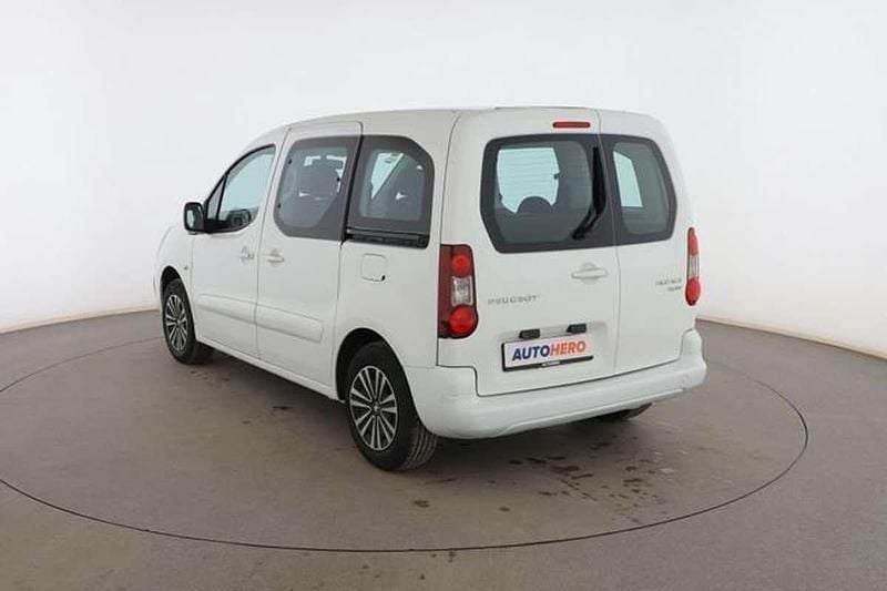 Usado Peugeot Partner Active 121 CV (88 kW) 2015 Blanco Monovolumen