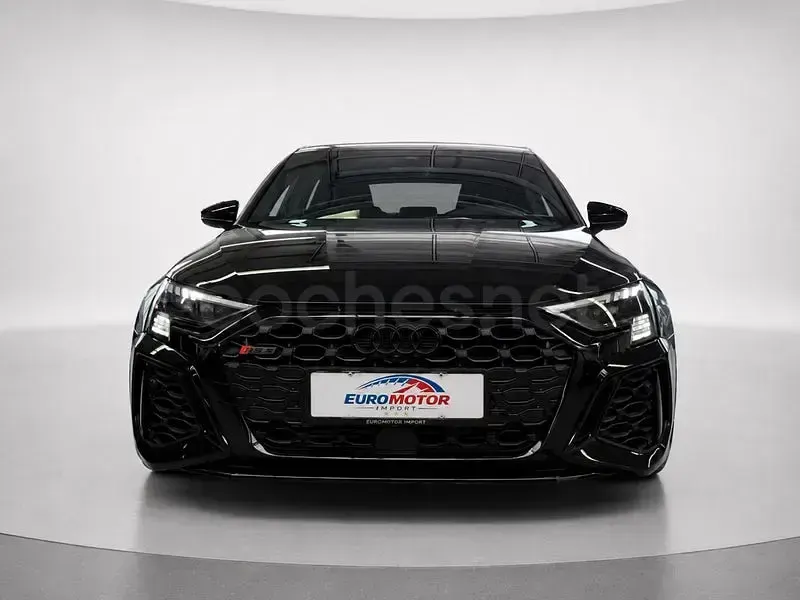 Usado Audi RS3 Ambiente 400 CV (294 kW) 2022 Negro Berlina