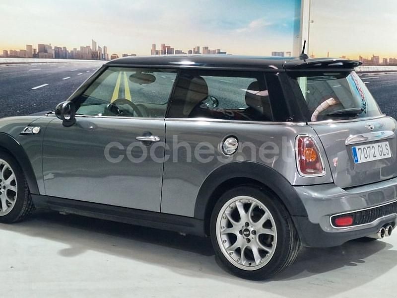 Usado Mini Cooper S 175 CV (128 kW) 2009 Gris / plata Utilitario
